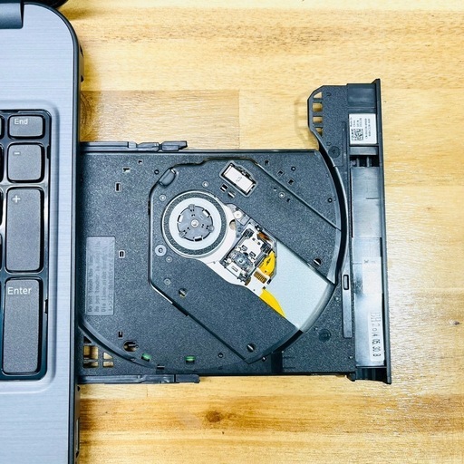 爆安特価❤️Win11 ノートパソコン SSD搭載 ネット快適 DVD オフィス　DELL  