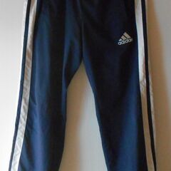 ★未使用品★adidasスポーツウェア上下セット（ブルー）★栄光と伝統の３本ライン★の画像