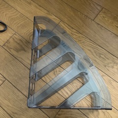 ダイソー　連結できるA4ファイルスタンドCBKの画像