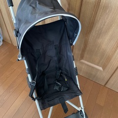 簡易式ベビーカーの画像