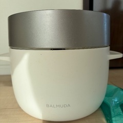 iRobot掃除機とBALMUDA炊飯器　売りますの画像