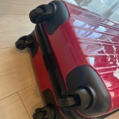 スーツケース※キャスター難ありの画像