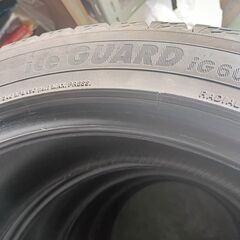 スタットレスタイヤ　4本セットの画像