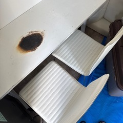 訳あり折りたたみテーブル　イス二脚　の画像