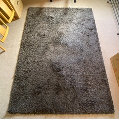 ダークグレーカーペット　高級感あるしっかりしたつくりです♪の画像