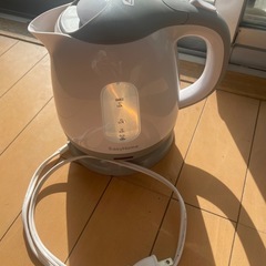 電気ポットの画像