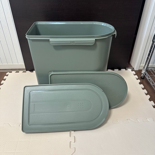 未使用 タッパーウェア ハンドルコンテナー 3つまとめて 75）タッパ