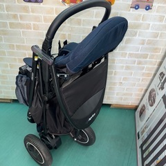 アップリカ　ベビーカー　三輪　スムーヴプレミアム　バギー　新生児からの画像
