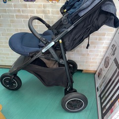 アップリカ　ベビーカー　三輪　スムーヴプレミアム　バギー　新生児からの画像