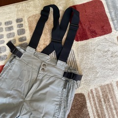 エレッセスキーウェア サングラス 帽子カバンの画像