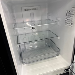 【ジャングルジャングル貝塚店】冷蔵庫　シャープ　SJ-D15P 2024年製　152L 単身　引っ越し　新生活　一人暮らし　家電　冷凍　コンパクト　キレイ　かわいい　オシャレ　ブラック　高年式　安心　保証　貝塚　二色浜　クリーニング済みの画像