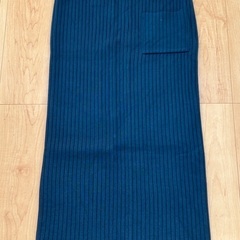 andme リブニットロングタイトスカートの画像