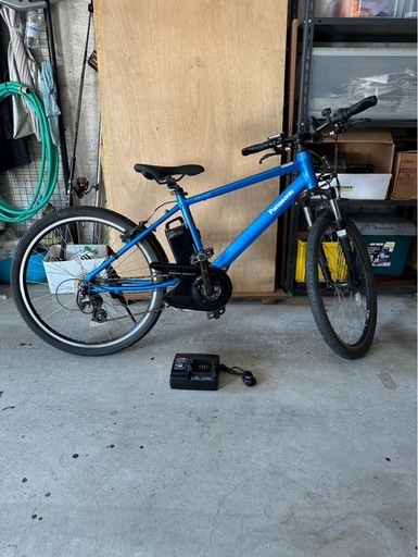 鍵修理済み　Panasonic ハリヤ　電動自転車　BE-ELH42V