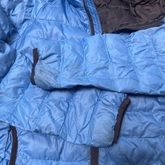 ユニクロダウン140の画像