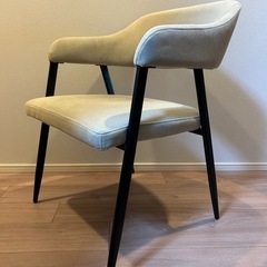 【取引中】ダイニングチェアの画像