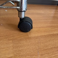 システムラック多少のサビあり！キャスター付きの画像