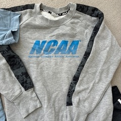 男の子長ズボンなど洋服の画像