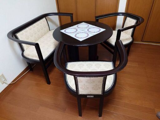 高級家具モリシゲ　メヌエットシリーズ　ティーテーブル 高級家具モリシゲメヌエットシリーズティーテーブル (ちゃんみ) 中山