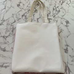 ラブブ トートバッグの画像