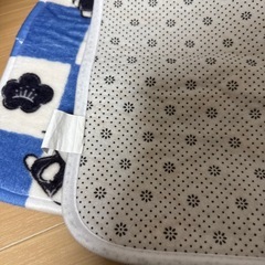 ハローキティバスマットの画像