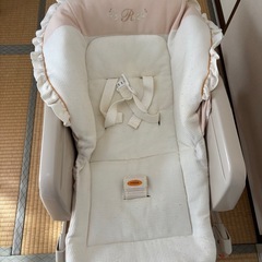 ベビー　バウンサー
の画像