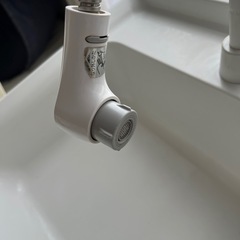 TOTO洗面化粧台の画像