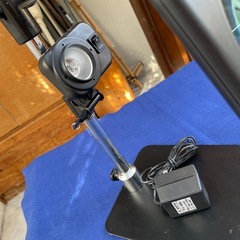 照明付き拡大鏡の画像