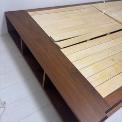 無印セミダブル収納ベッドの画像