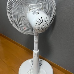 扇風機　AMT-KC30(W) 2022製の画像