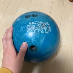 ラウンドワン　ボーリングの玉　11ポンド
の画像