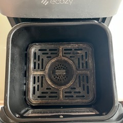 ノンフライヤー• エアフライヤー /油を使わずに食べ物を揚げるの画像
