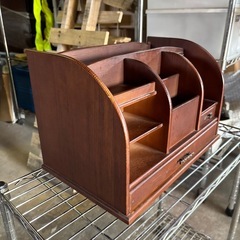 木製本棚の画像