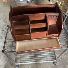 木製本棚の画像