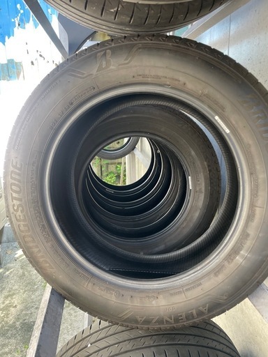 タイヤ、ホイール 215/60R17