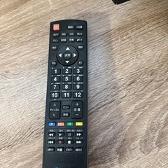 maxzen 32インチ液晶テレビ　リモコン付き の画像