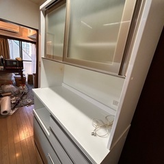 ニトリ食器棚の画像