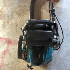 4サイクルエンジンブロアーの画像