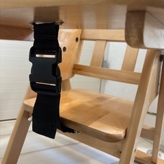 天然木のキッズチェアーの画像