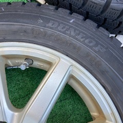 軽四自動車用 アルミ付きスタッドレスタイヤ 155/65R14 4本 DUNLOP WINTER MAXX 本日30日お渡し可能です。の画像