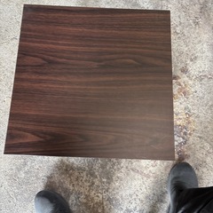 木製センターテーブルの画像