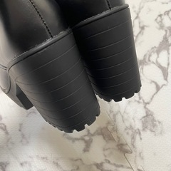 ショートブーツの画像