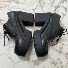 ショートブーツの画像