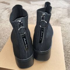 ★ レディース HAWKINS ホーキンス MARY 5 ニットブーツ ショートブーツ HW00137 BLACK サイズ:7(24cm)の画像