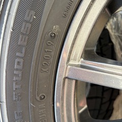 アルミホイールタイヤつき付きの画像