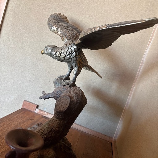 高級岩鷹置物金属工芸鉄製鷹の彫刻美術品オブジェ (ともりん3) 佐土原
