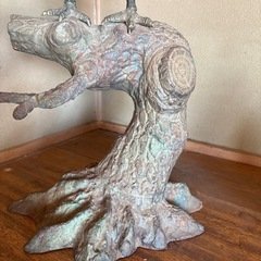 高級岩鷹置物　金属工芸　鉄製　鷹の彫刻　美術品　オブジェの画像