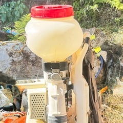 丸山 動力散布機 MD3020の画像