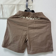 150サイズ　ニューバランス　ハーフパンツの画像