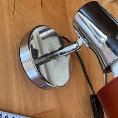 フロアライト置き型照明器具+LED電球付きの画像