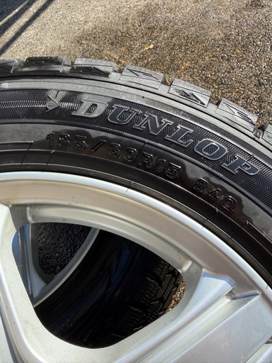 ダンロップ　ウィンターマックス　185/60R15
